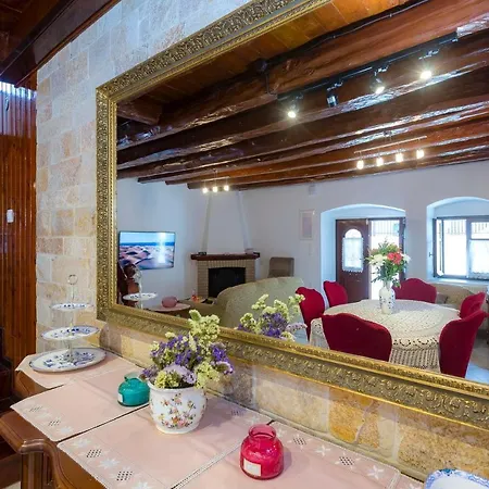 Villa Gala Estate Traditional Mansion *