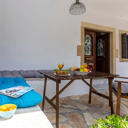 Gala Estate Traditional Mansion Gardelades